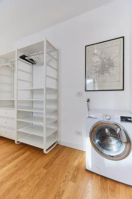 Bright Two-Room Apartment Milan